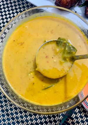 A picture of Malaysian curry (Lemak) made with coconut milk.