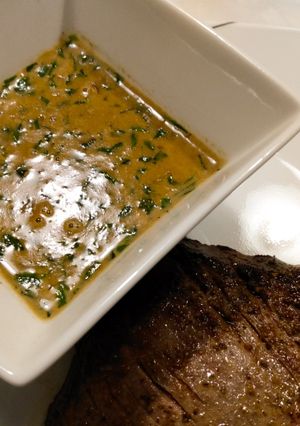A picture of Tarragon brandy pan sauce for steak.