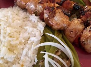 Una foto de Brochetas de pollo con soya a la Pamela