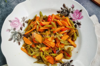 Langkah Mudah untuk Menyiapkan Tumis Pedas Batang Kangkung Anti Gagal