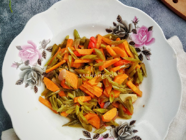 Langkah Mudah untuk Menyiapkan Tumis Pedas Batang Kangkung Anti Gagal