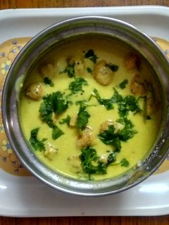பருப்பு உருண்டை மோர் குழம்பு/Butter milk gravy(Paruppu urundai morkulambu recipe in Tamil) செய்முறை முக்கிய புகைப்படம்