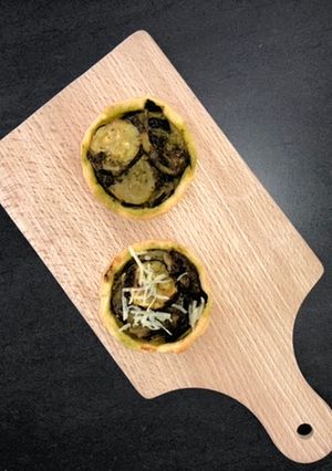 Une photo de Tartelette courgette&pesto