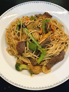 Une photo de Nouilles Bœuf & Wok de légumes