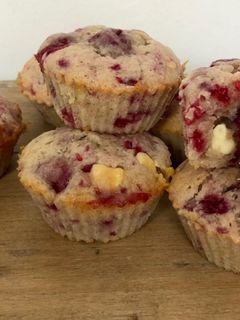 Une photo de Muffins aux framboises & chocolat blanc