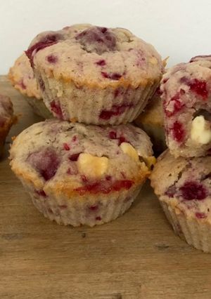 Une photo de Muffins aux framboises & chocolat blanc