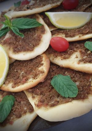 صورة لوصفة صفيحة بدبس الرمان