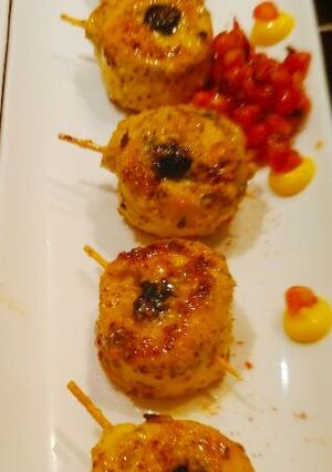A picture of Fish roll.