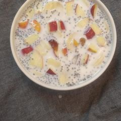 Chia seeds pudding with fruits A picture of Chia seeds pudding with fruits.