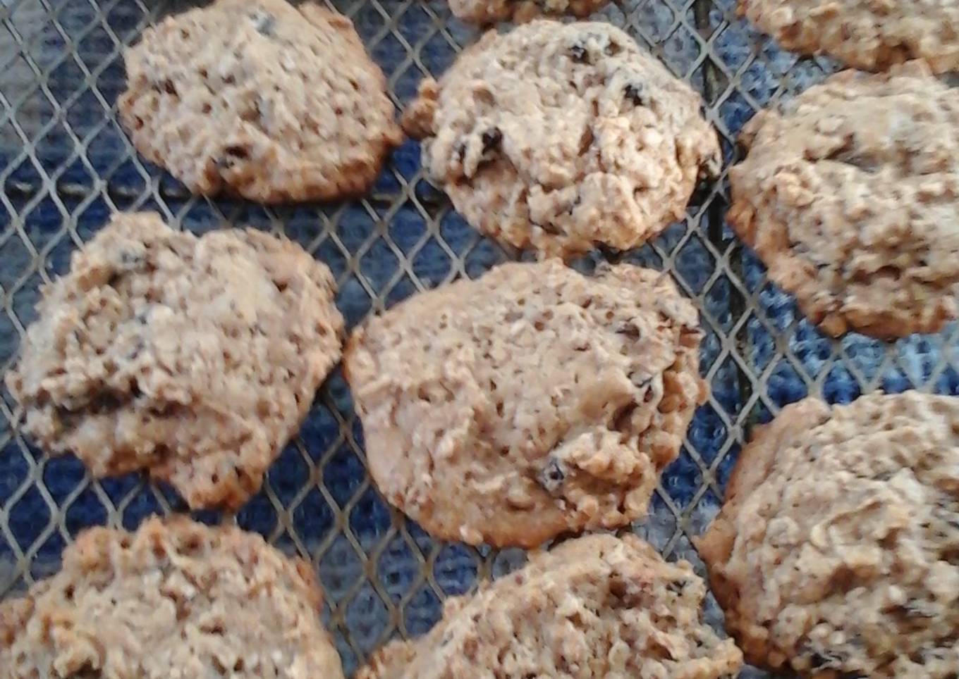 Oatmeal Raisin Cookies