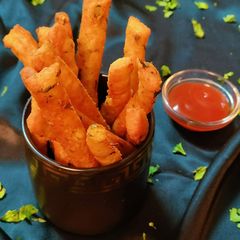 A picture of Crispy Potato Sticks.