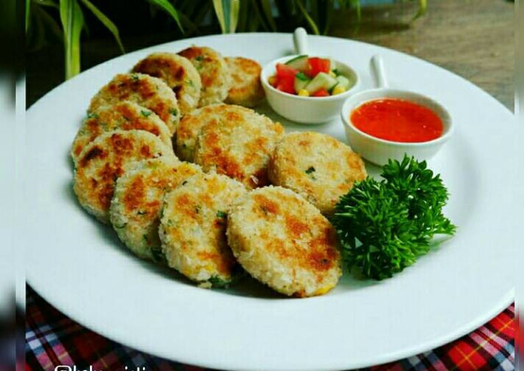 Langkah Mudah untuk Menyiapkan Potato tuna patties (perkedel kentang tuna) yang Menggugah Selera