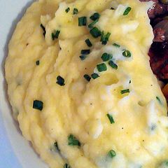 A picture of Vickys Garlic & Herb Mashed Potatoes, GF DF EF SF NF.