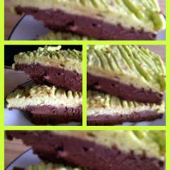 A picture of AMIEs Chocolate Pistachio cheesecake.