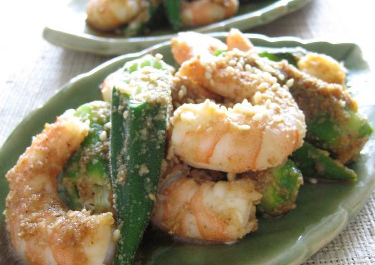 Steps to Make Favorite Prawn and Okra with Sweet Sesame Sauce