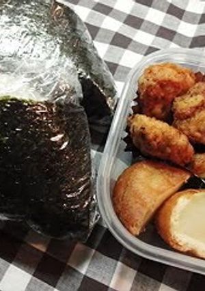 A picture of Fried Potatoes & Chicken Nuggets.