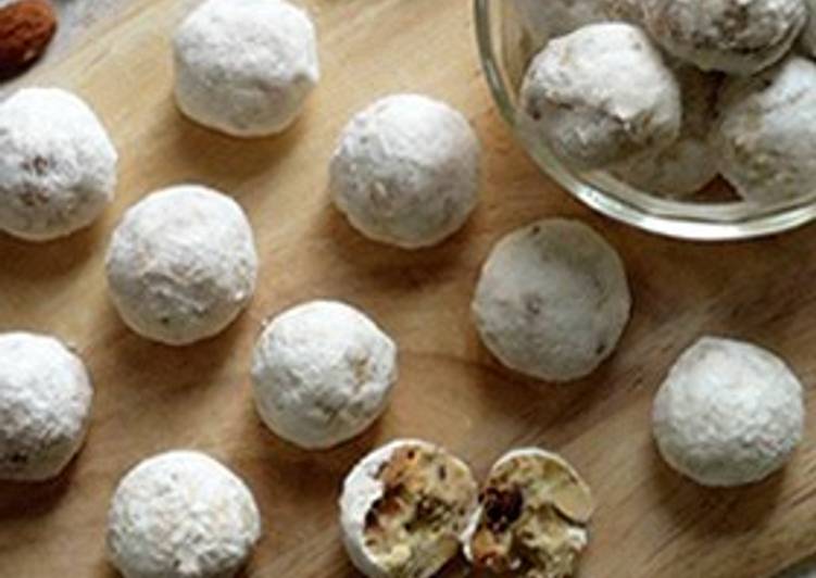 Crunchy Nuts Almond Snowball Cookies