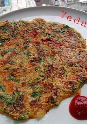 A picture of Besan Palak Cheela.