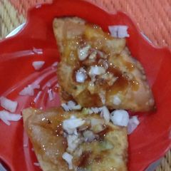 A picture of Aloo Samosa.
