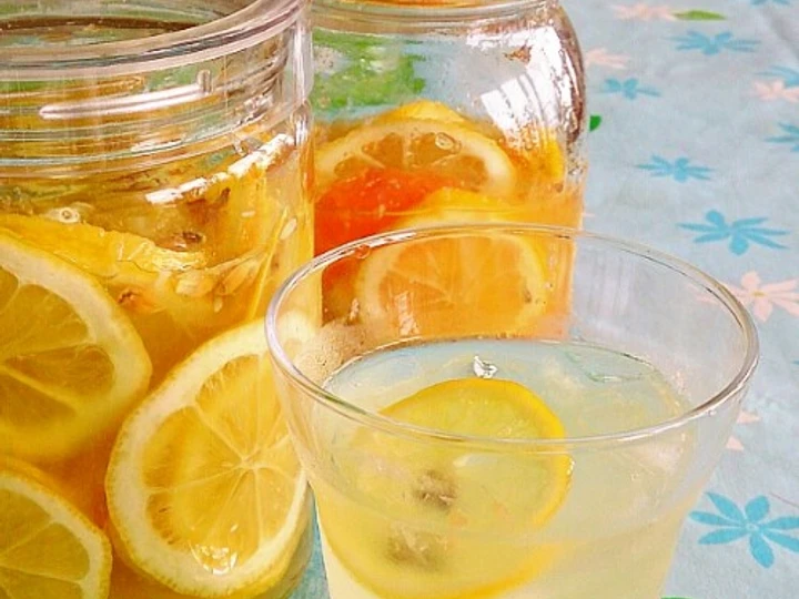 Easy Steps to Make Refreshing Lemonade for Hot Summer Days the So Delicious Appealing