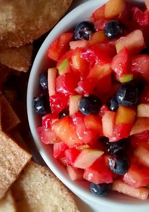 A picture of Fruit Salsa w/Cinnamon Sugar Tortilla Chips.