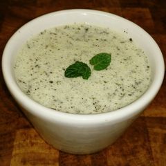 A picture of Tex's Easy Mint Yoghurt Dip 🌿🍶.