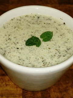 A picture of Tex's Easy Mint Yoghurt Dip 🌿🍶.