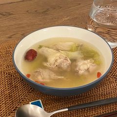 A picture of Korean Samgye-tang chicken soup in the Instant Pot 🐓.