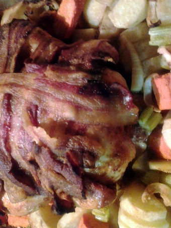 Recipe bacon wrapped whole chicken and roasted vegetables the  Makes Drooling Delicious