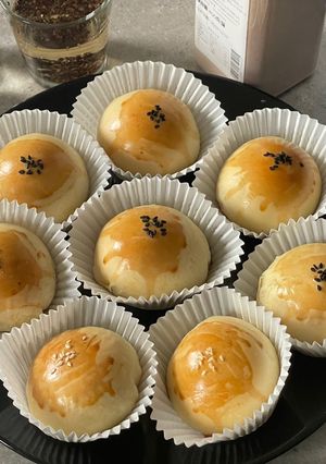 A picture of |Chinese|Dessert|Coconut Puff Pastry with Cheese.
