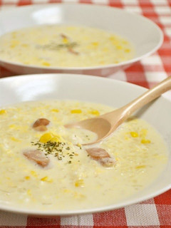 A picture of Nutritious Milk Rice Porridge in 10 Minutes.