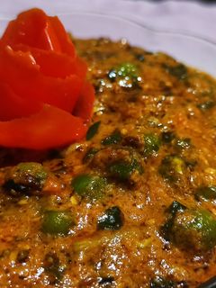 લીલી હળદર નું શાક (Lili Haldar Shak Recipe In Gujarati) રેસીપી મુખ્ય ફોટો