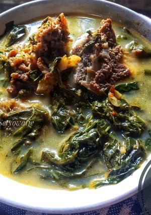 Foto resep Gulai Daun Singkong with Iga Sapi