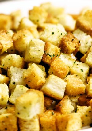 A picture of Easy Croutons.