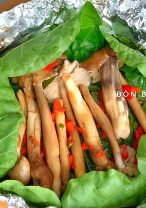 Hình của món Nấm Mối Thái Nướng Lá Cách Muối Ớt.