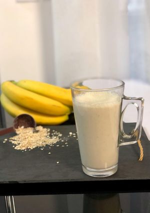 Une photo de Smoothie à la banane et aux flocons d'avoine