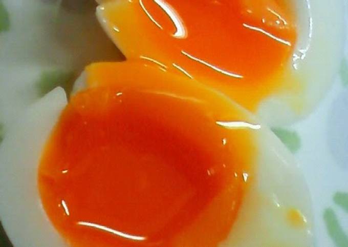 https://img-global.cpcdn.com/recipes/5084070422773760/680x482cq70/foolproof-soft-boiled-eggs-taught-by-a-pro-recipe-main-photo.jpg