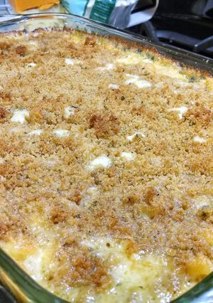 A picture of jalapeño mac n cheese.