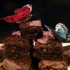 A picture of AMIEs CHOCO Brownies.