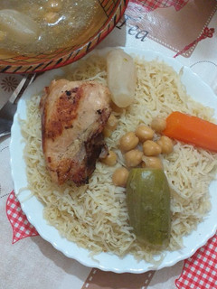 صورة لوصفة رشتة بالدجاج 🍗🍗🍽🥛
