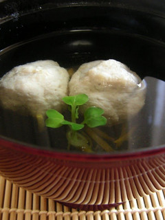 A picture of Horse Mackerel Fish Ball (Tsumire) Soup.
