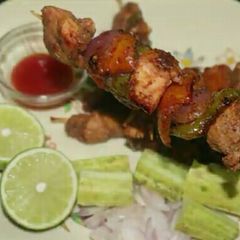 A picture of Chicken shashlik.