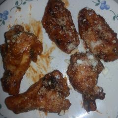 A picture of Bourbon Bbq Buffalo Parmesan Wings.