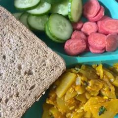 A picture of Lauki ki sabzi (without oil).