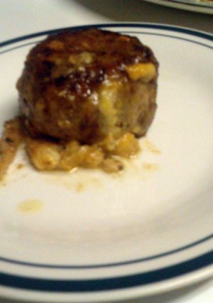 A picture of chedder brawt stuffed meatballs.