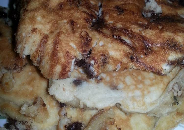 Simple Way to Make Favorite Chocolate Chip Pancakes