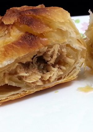 A picture of Chicken Puff Pastry.