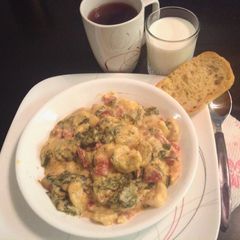 Slow Cooked Tortellini Soup A picture of Slow Cooked Tortellini Soup.