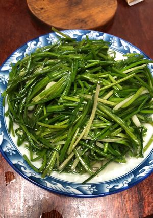 蒜香炒水蓮 的食譜成品照片