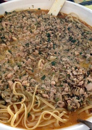 A picture of Grandpa's Linguine and White Clam Sauce.